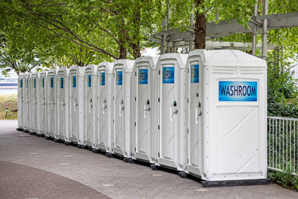 Portable bathroom rental in Mentone, IN